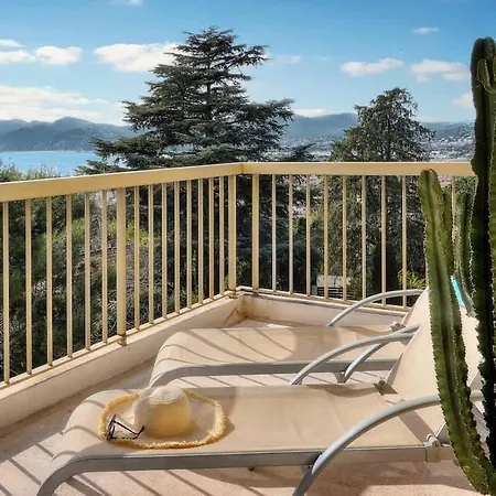 Serenity By The Sea 180 Degrees Sea View And Pool * Cannes