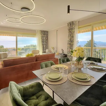 Apartmán Serenity By The Sea 180 Degrees Sea View And Pool
